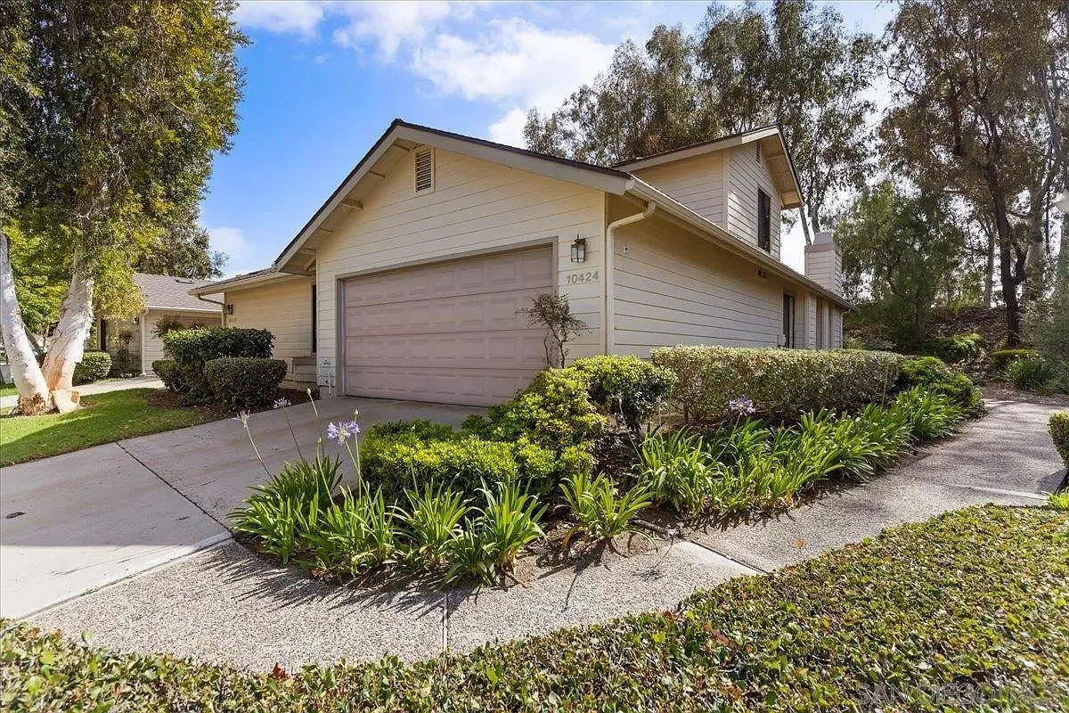 10424 Ridgewater Ln