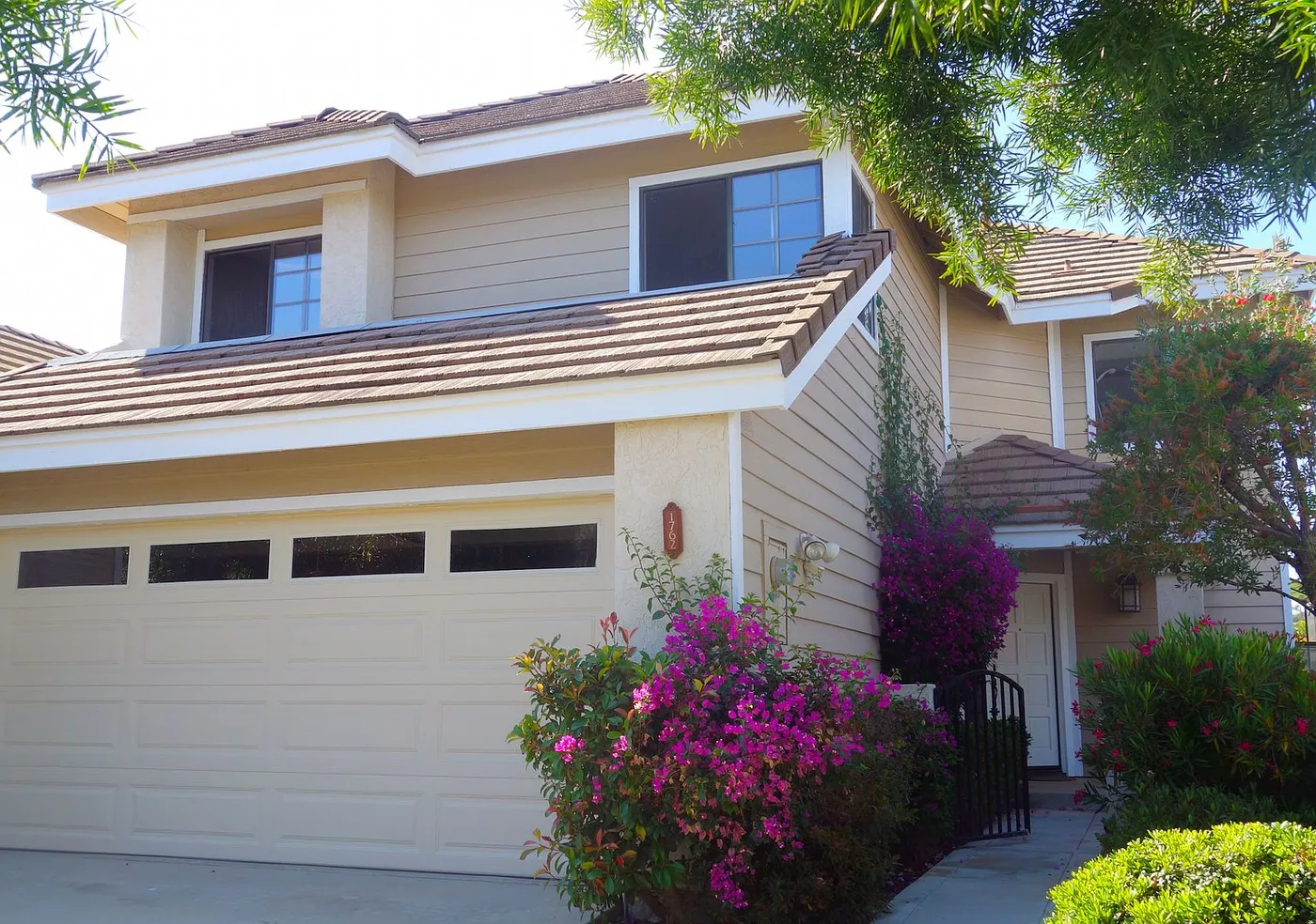 1762 Spyglass Cir