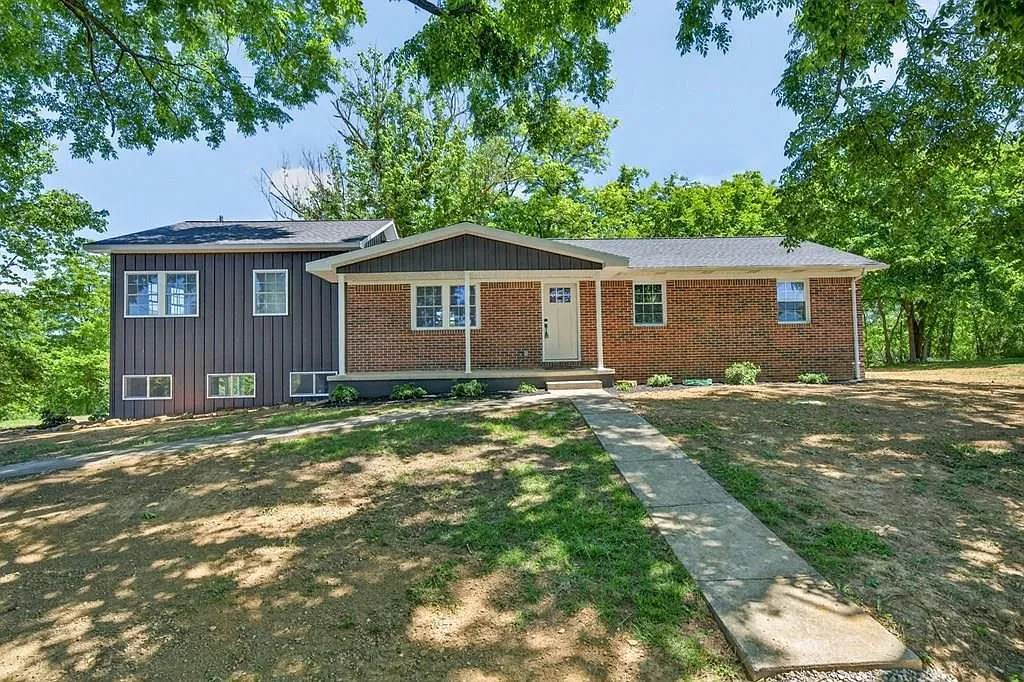 2155 Fairview Rd