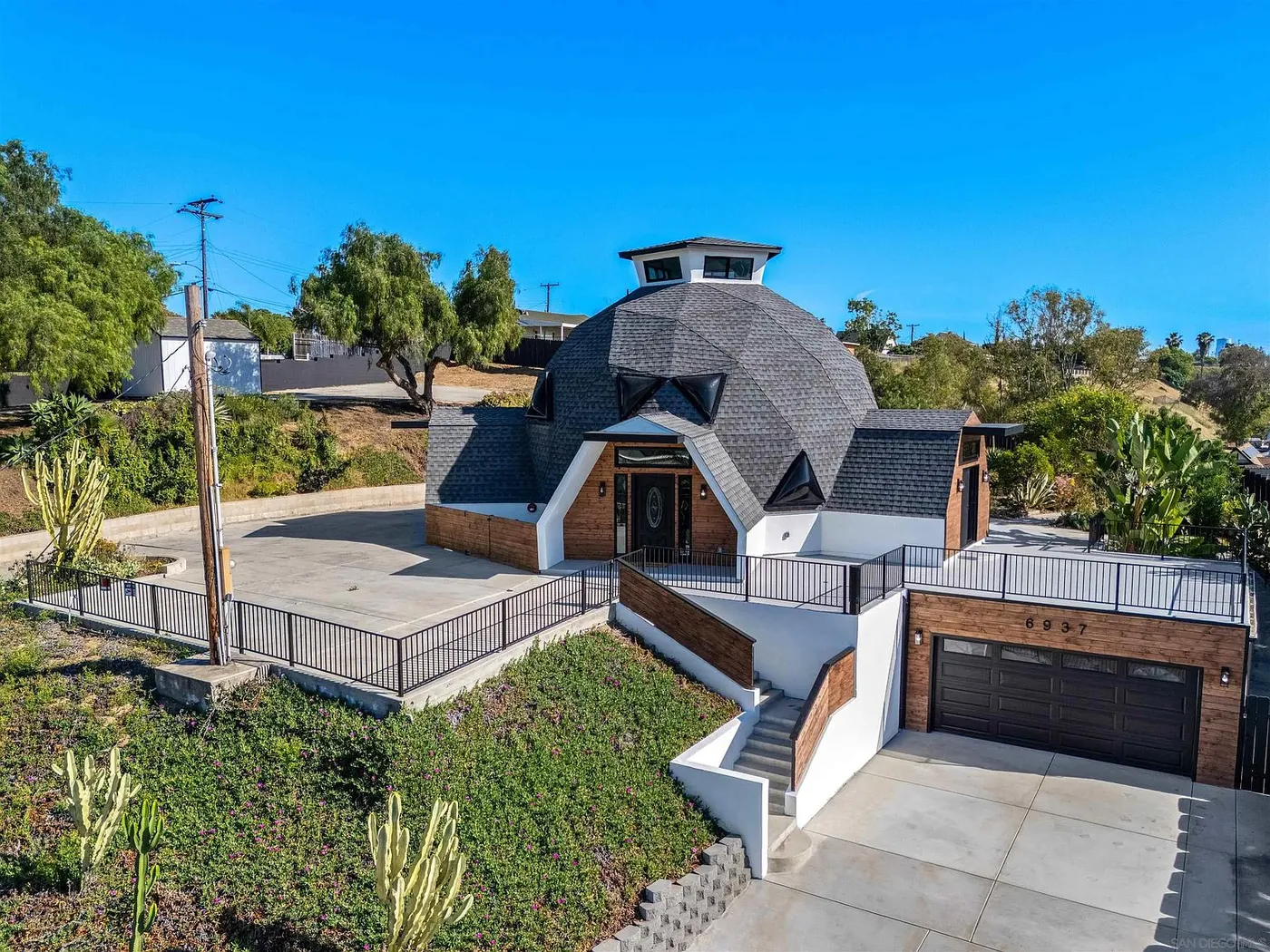 6937 Madrone Ave