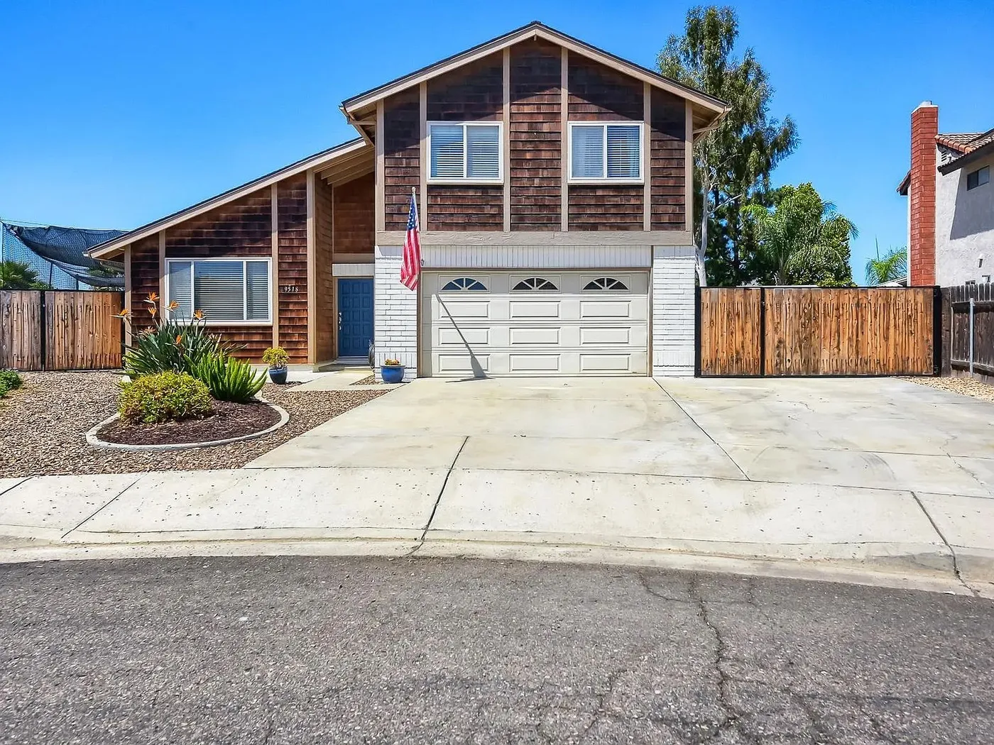 9518 Hillcreek Way